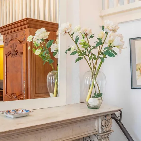 Charming Duplex With Ac -1br-2p- Apartment